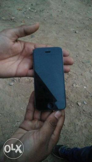 Iphone5 16 gb and price is not negotiable and new version