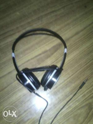 Lenovo headphone It's been only four months in