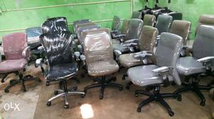 Office revolving chairs in good condition two months used
