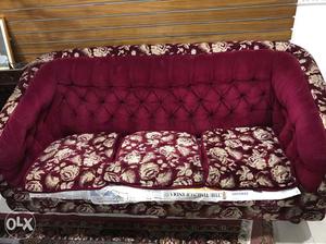 Red And White Floral Fabric Tufted 3-seat Sofa 3+1+1