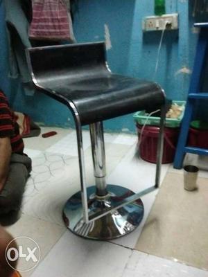 Rotating chair steel body and in nice condition