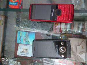 Two old mobile not in working condition