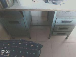 White Wooden Desk Table And Roti maker un used