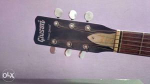 Gibson original guitar  fixed. urgent sale.