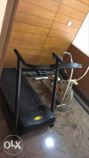 Motorised Threadmill for sale (good working condition)