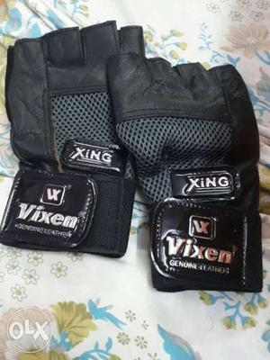 Pair Of Black XING Vixen Fingerless Gloves