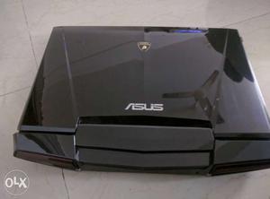 Black ASUS Laptop