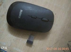 Black RANZ Cordless Mouse range 7 to 10 meters of distance