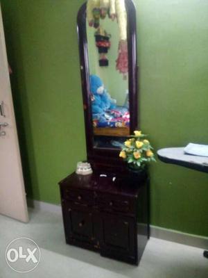 Brown wooden dressing table 1year old. Good