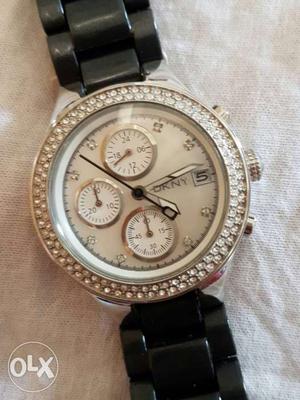 DKNY branded watch in perfect working condition.