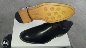 Export leather shoes