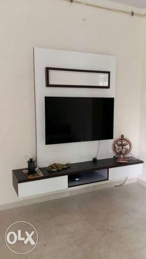 Flat Screen TV units