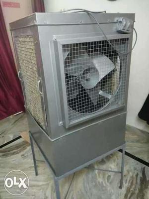 Grey Cooler With Champion Exhaust fan