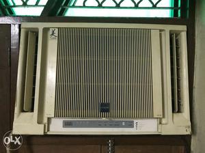 Hitachi window ac working and good condition