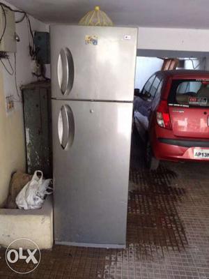 LG Fridge in Good condition. 6 years use only.