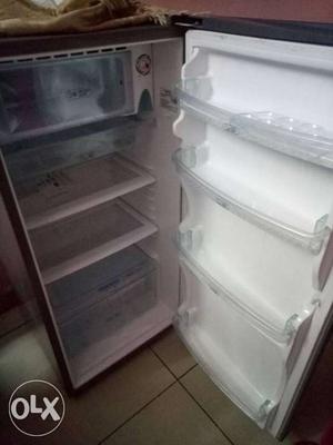New fridge no used good condition with bill