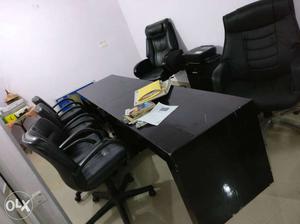 Office furniture for sale good quality 4 client