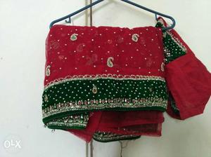 Red-and-green Paisley Dupatta