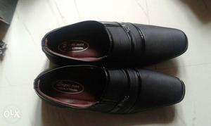 Unusable formal Shoes with box. Good quality.Size.9
