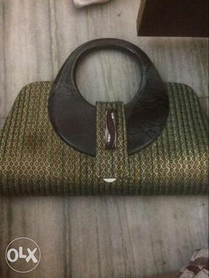 Women's Brown And Green Hand Bag
