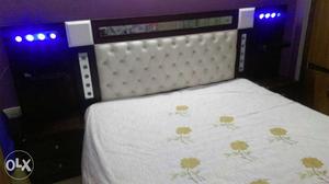 8 month old King size bed with led light on head