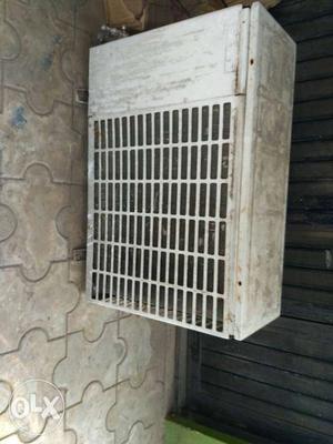 AC for sale 2 ton