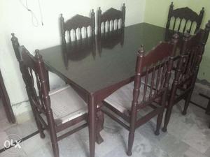 Dining table six seater in good condition