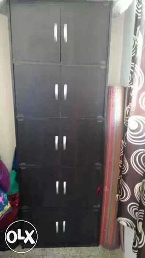 Nice wooden wardrobe with 5 cabinets in a very