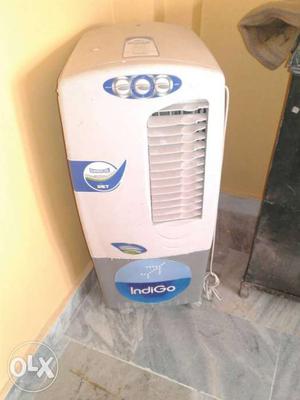 Plastic summercool cooler.. best condition only 2