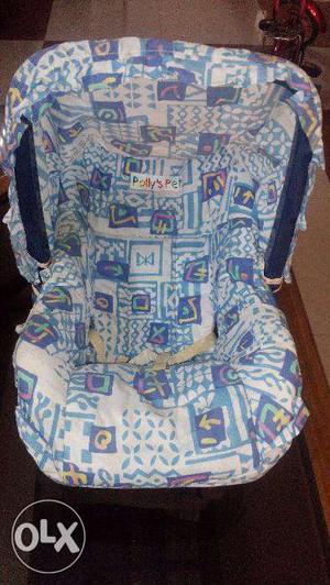 Polly's Pet Baby Car Seat for infant - in excellent