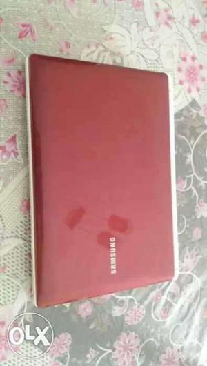 Samsung mini laptop 2 GB RAM, 320 GB HDD, Intel