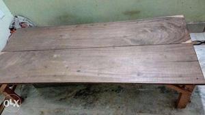 Single bed of wood
