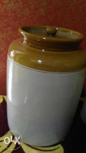 White And Brown Ceramic Jar With Lid