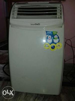 White Lloyd Air Cooler