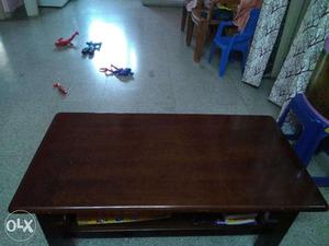 Wooden Table fron Royaloak, 1 year old, Excellent look and