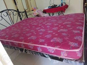 1 year old queen size mattress without cot.