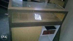 3feet shop counter for sale new 0nly 1 week used.