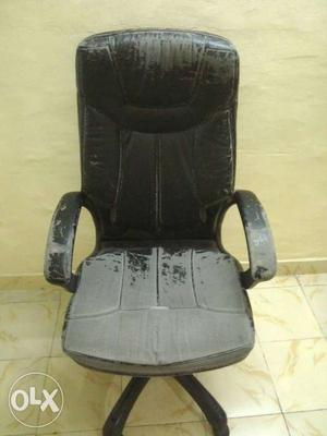 Black Leather Padded Rolling Office Armchair