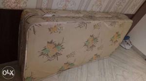 Brown And Brown Floral King Mattress