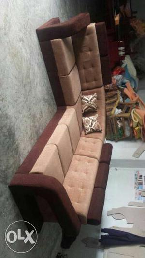 Quality sofa manufactured at factry price