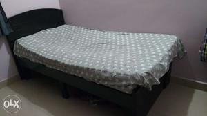 Single 6x3 wood cot with cotton wool mattress (Almost new)