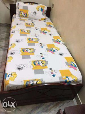 Single Bed, solid wood...Usha Lexus..great condition