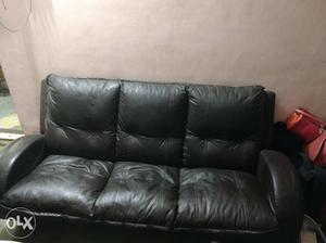 Sofa with two chairs