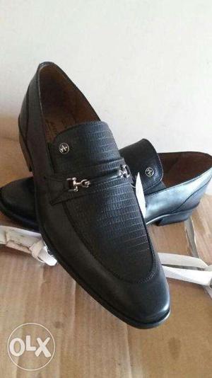 Arrow formal shoes for men size 8