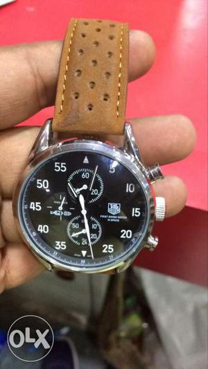Brand new imported watch of tag heuer plz contact me