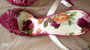 Bright pink floral shoes!! As good as new