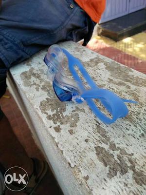 Clear And Blue Diving Goggles
