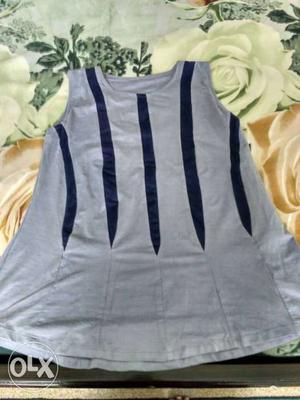 Grey And Black Stripe Piping Crew Neck Sleeveless Top