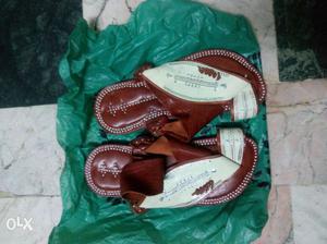 Handmade pure leather mans sandal from Dubai