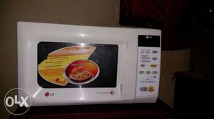 Lg white microwave in good condition